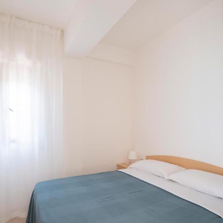 Residence Lido Dei Pini Mattinata Extérieur photo
