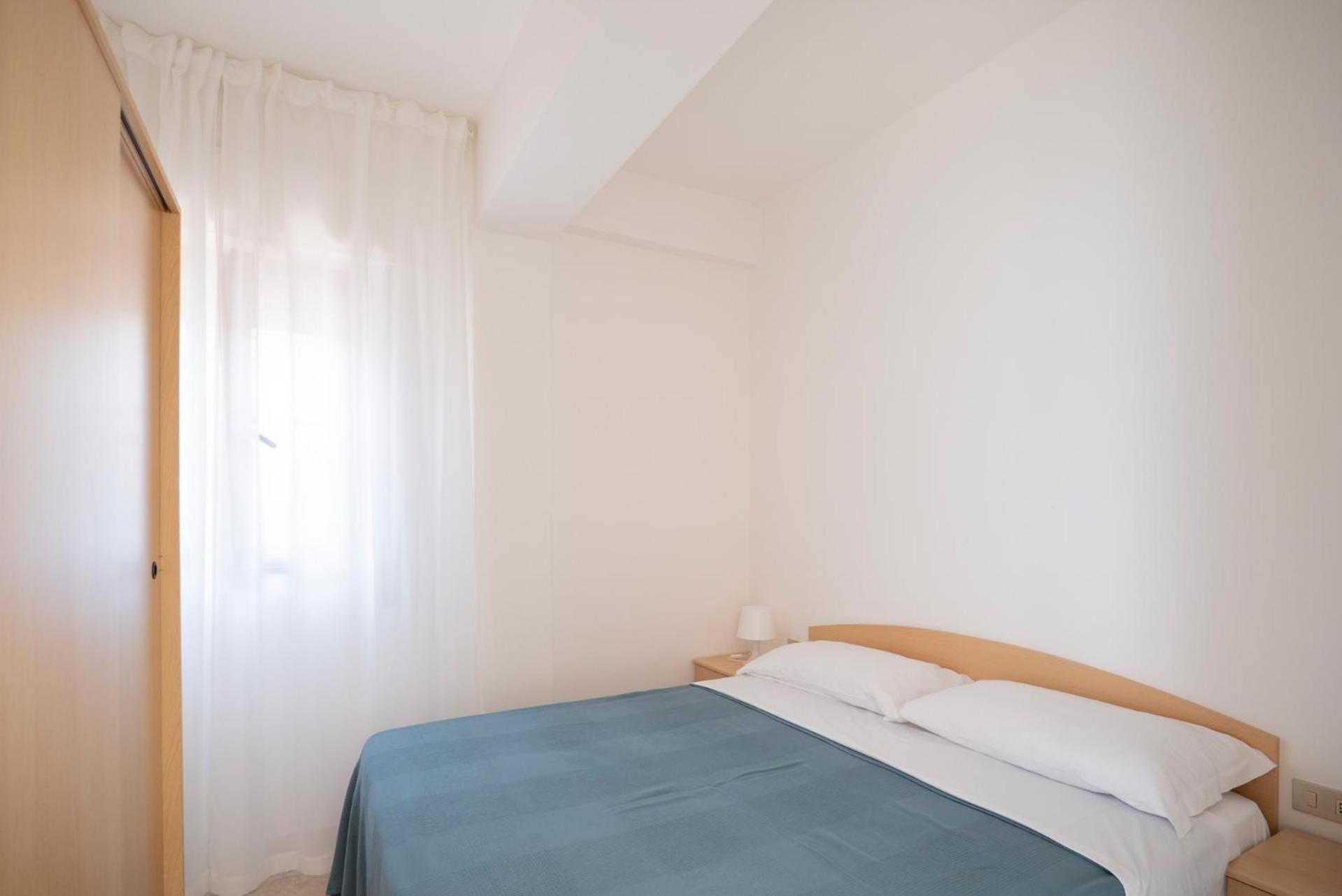 Residence Lido Dei Pini Mattinata Extérieur photo