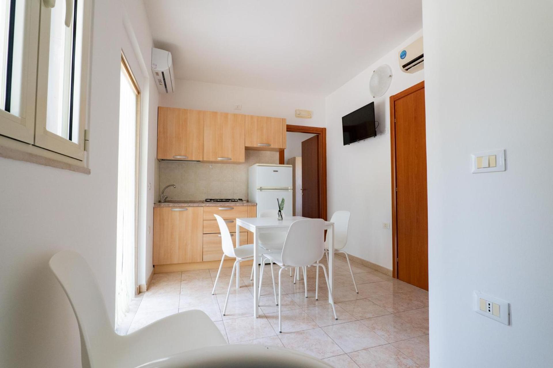 Residence Lido Dei Pini Mattinata Extérieur photo